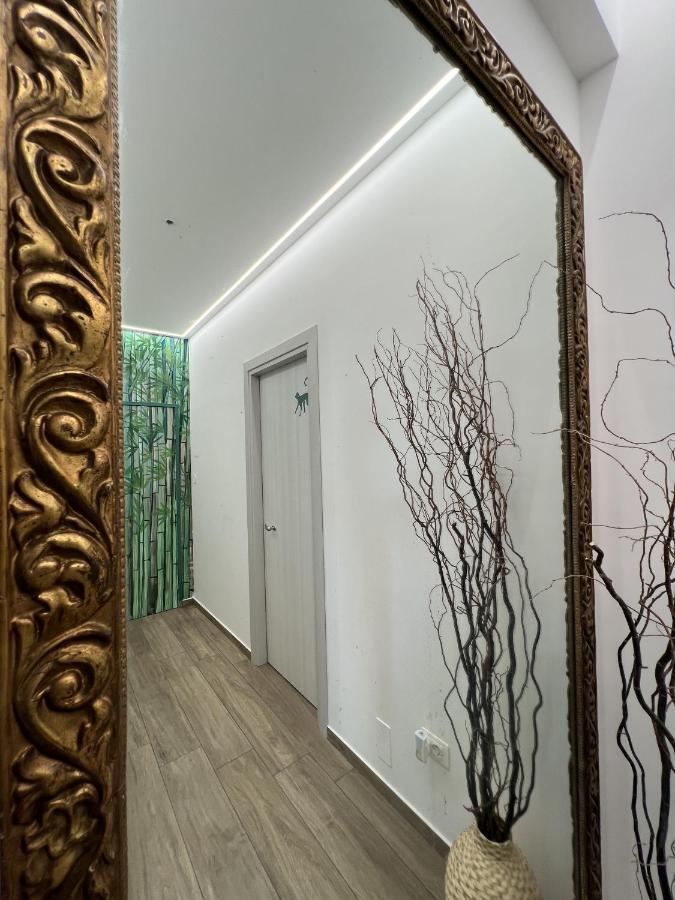 Urban Jungle Rooms Nápoly Kültér fotó