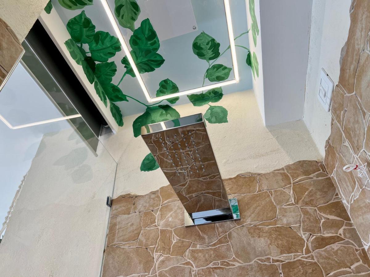 Urban Jungle Rooms Nápoly Kültér fotó